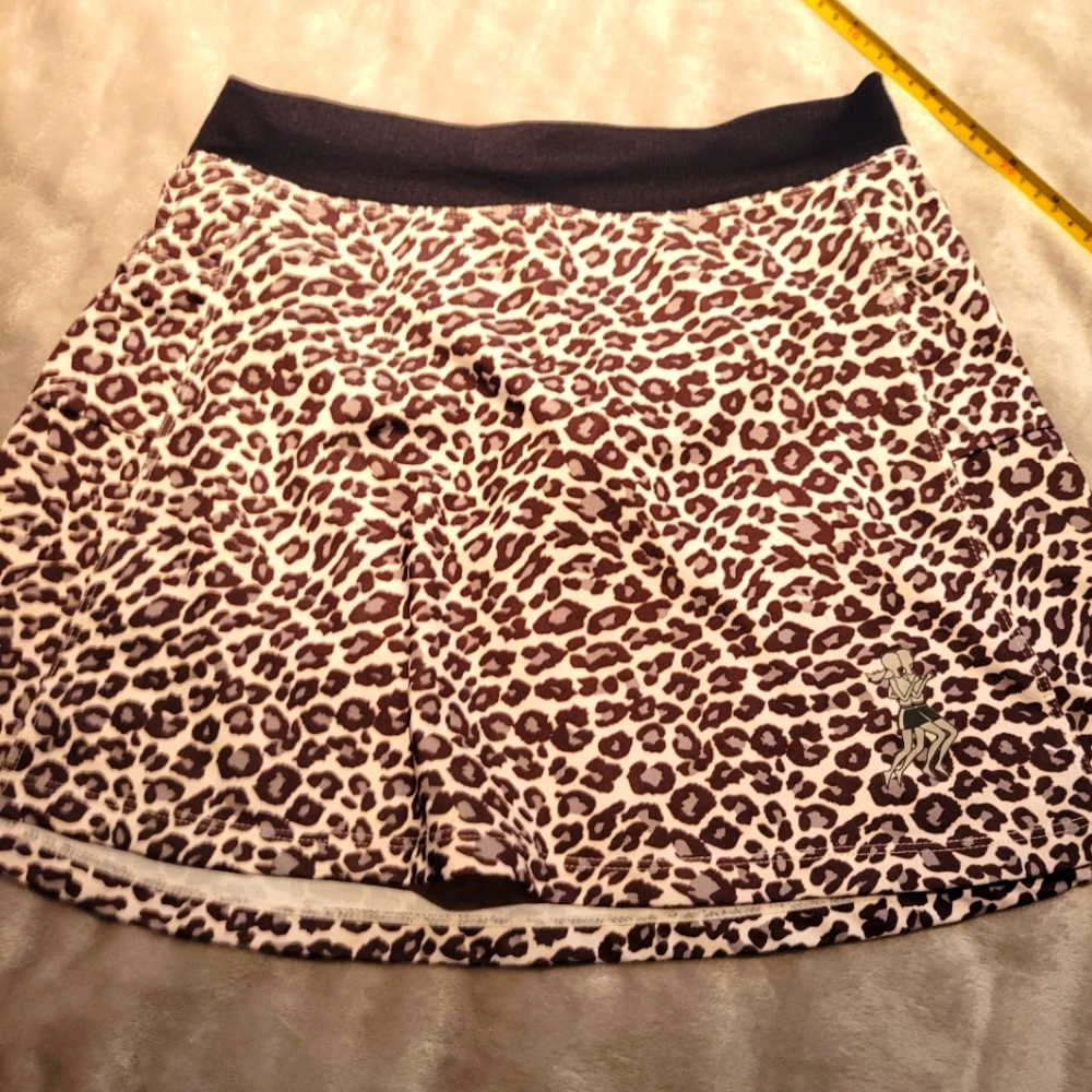 Leopard print running skirt